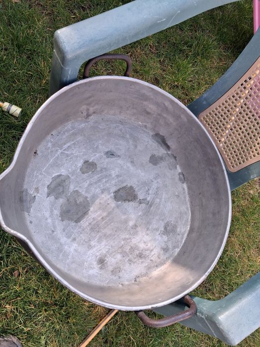 Медна тава за лютеница калайдисана