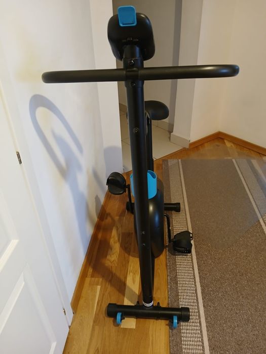 Se vinde bicicletă statică ca nouă