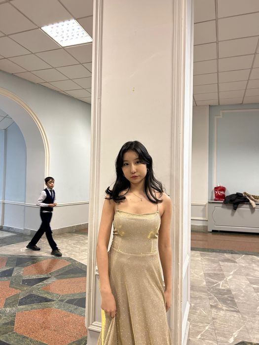 продаю платье на выпускной