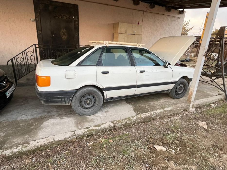 Audi 80 хорошое состояние