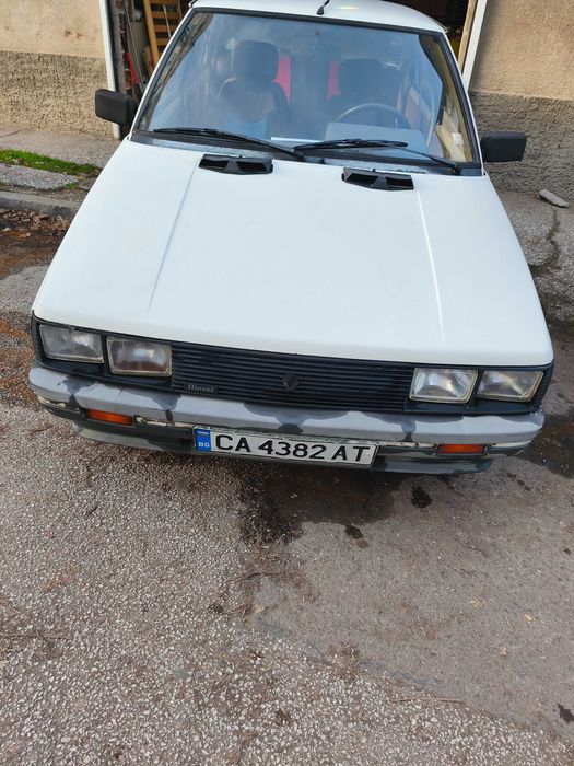 Продавам Рено 9 1.6 дизел 1985г.