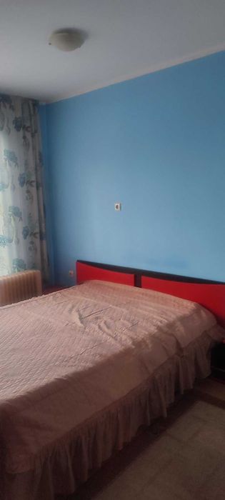 Дава се под наем Тристаен апартамент в к.к. Слънчев бряг - 81 кв.м за 918 € - Снимка #1