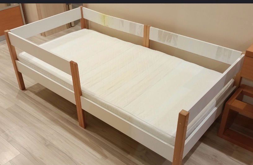 Кровать детская 2 штуки