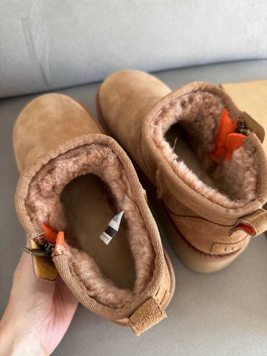 Încălțăminte / ghete de iarnă UGG