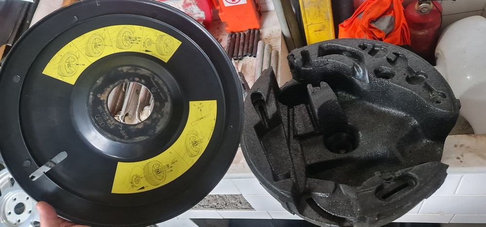 Ауди А4 Б5 принадлежности