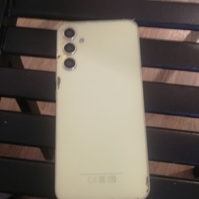Продам Samsung  а-34 на запчасти