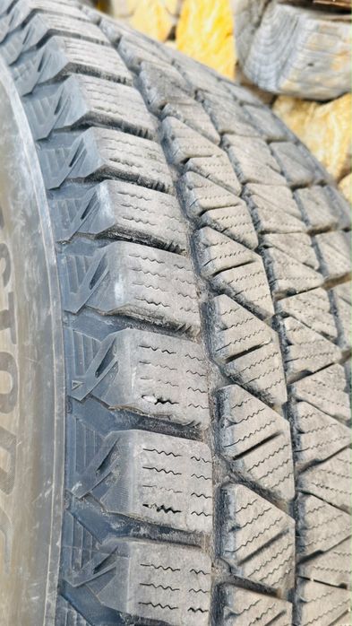 Комплект шин Bridestone 265/70/R17