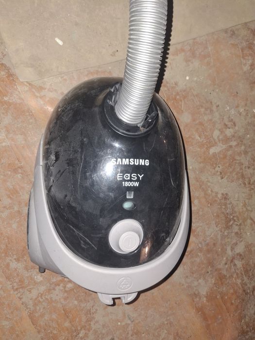 Продам пылисосы разные