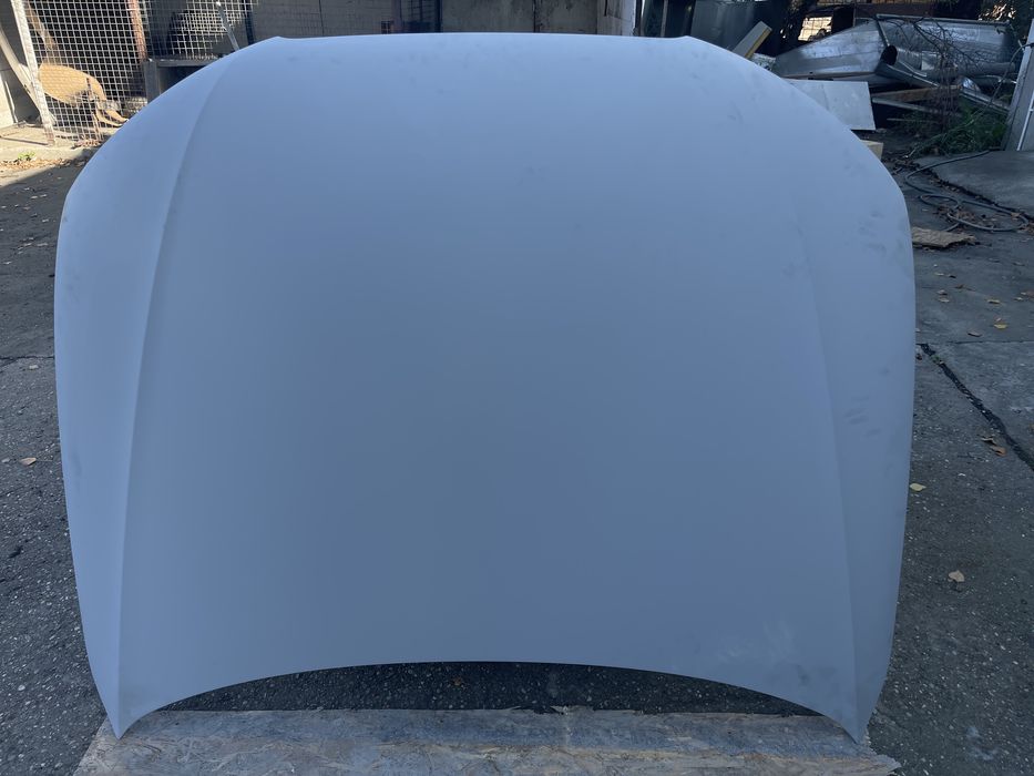 Capotă motor Audi A4 B8.5 Facelift 8T 8F / 8T0823373 / PREGĂTITĂ PENTRU VOPSIT !! In Fuller!