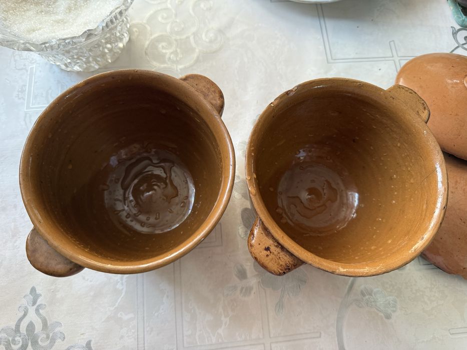 Продаются горшочки для духовки.