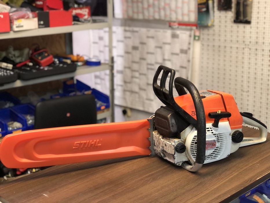 Моторна резачка за дърва STIHL 034 AV SUPER - 61.5 куб.см/3.4kW-4.6к.с