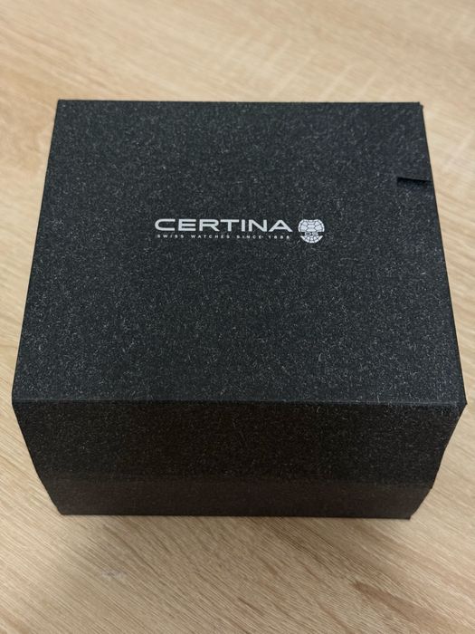 Продам часы Certina DS-1