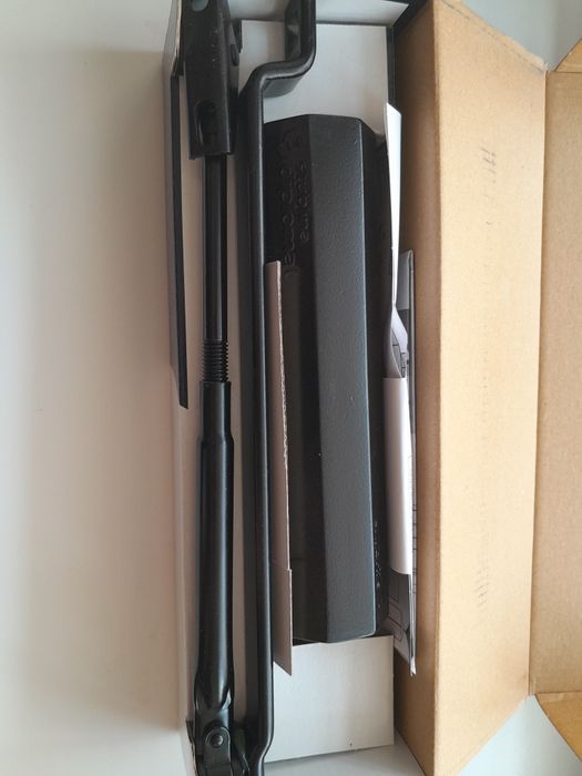 Универсальный доводчик двери