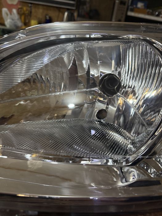 Фара ларгус рено оригинал левая