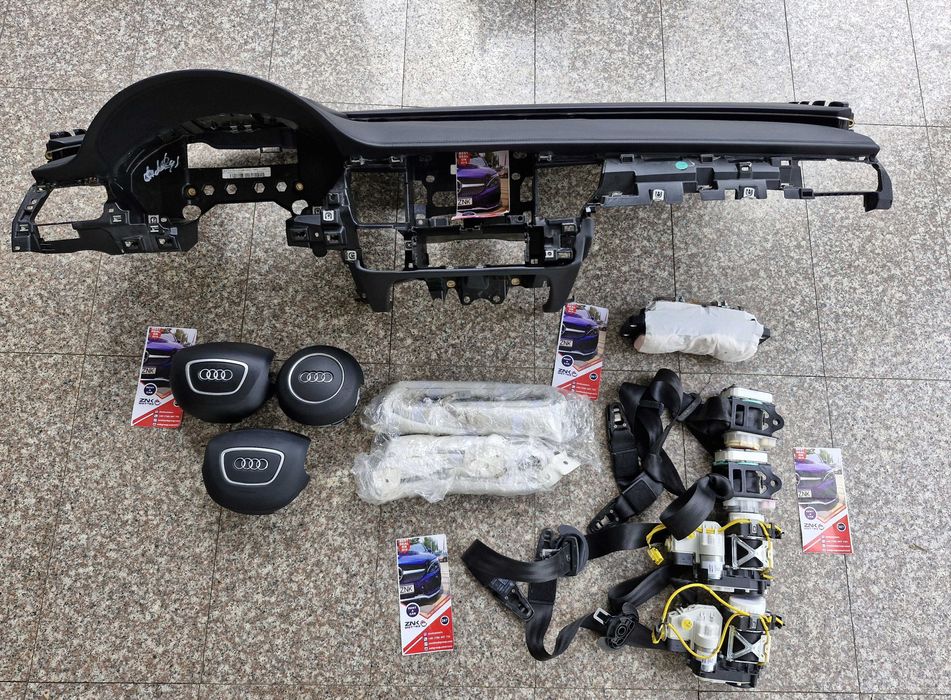 AUDI A8 D4 4H - plansa de bord HUD piele - kit airbag - centuri