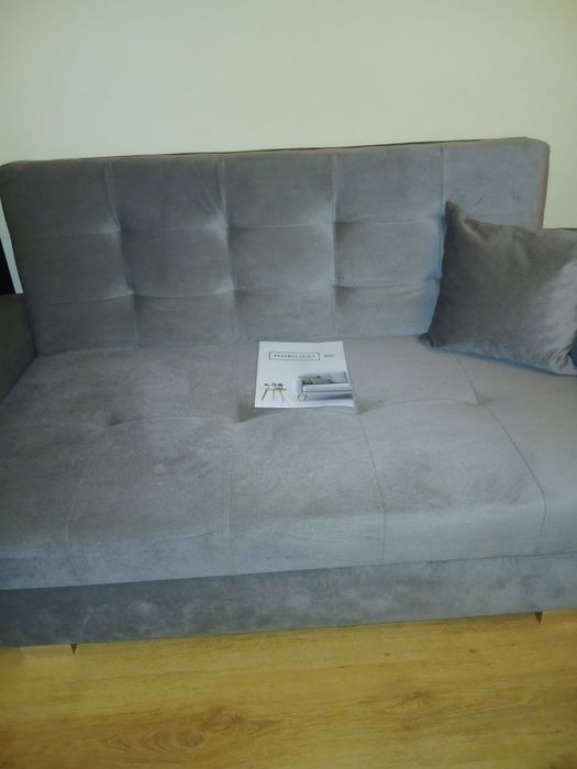 Canapea pentru living