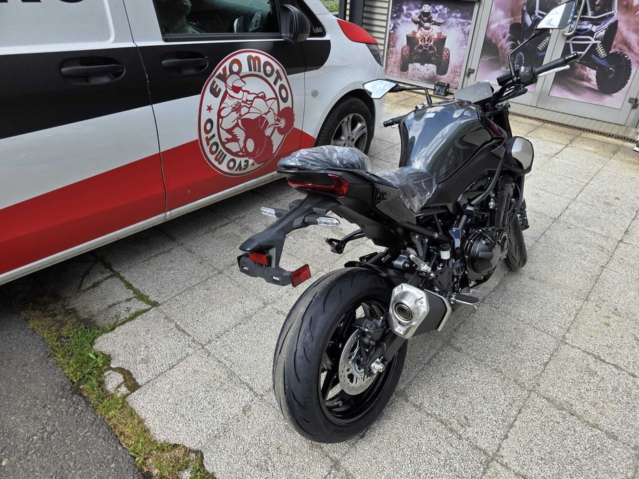 Motocicleta noua in stoc Kawasaki Z900 2025
