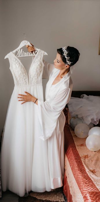 Rochie de mireasa A-line, mărimea XS- crinolină inclusă