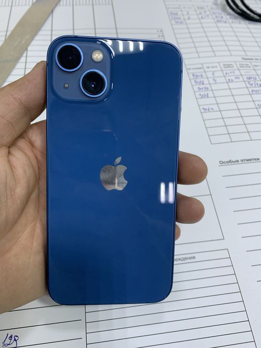 Продам айфон 13 минус дисплей