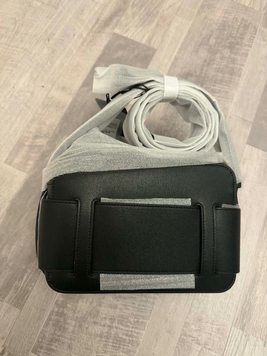 Дамска чанта НОВА Armani Exchange