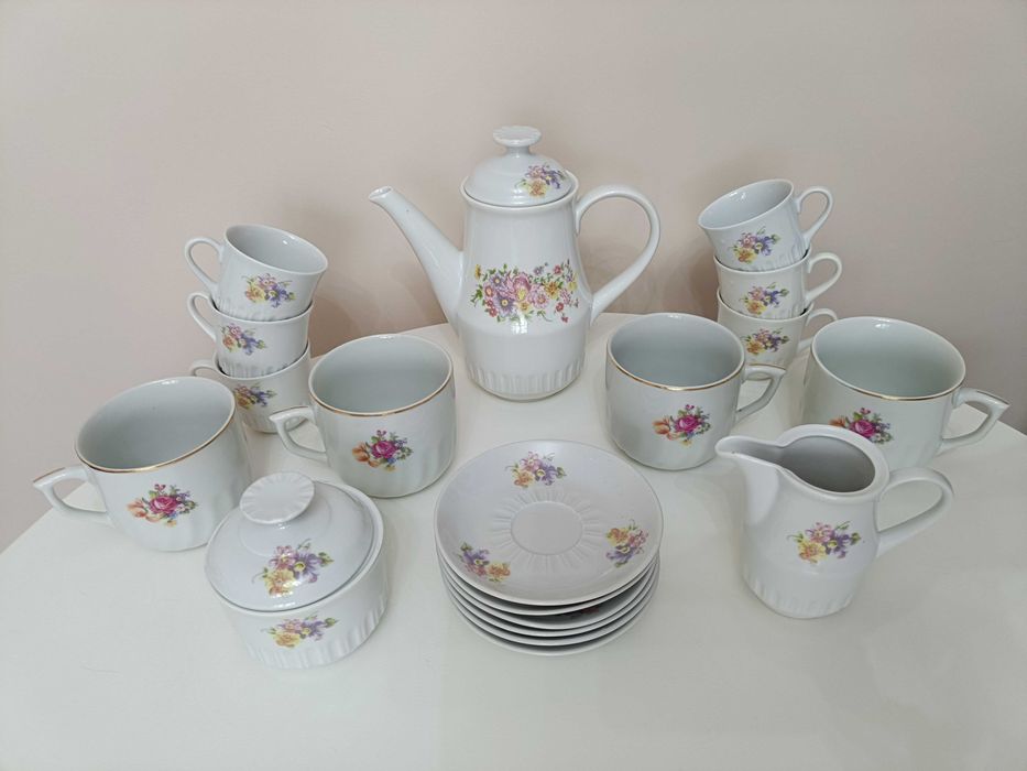 Set porțelan complet