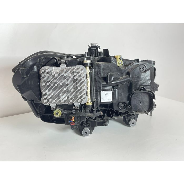 Ляв фар за bmw x5 g05 x6 g06 lci - 63115a783b3