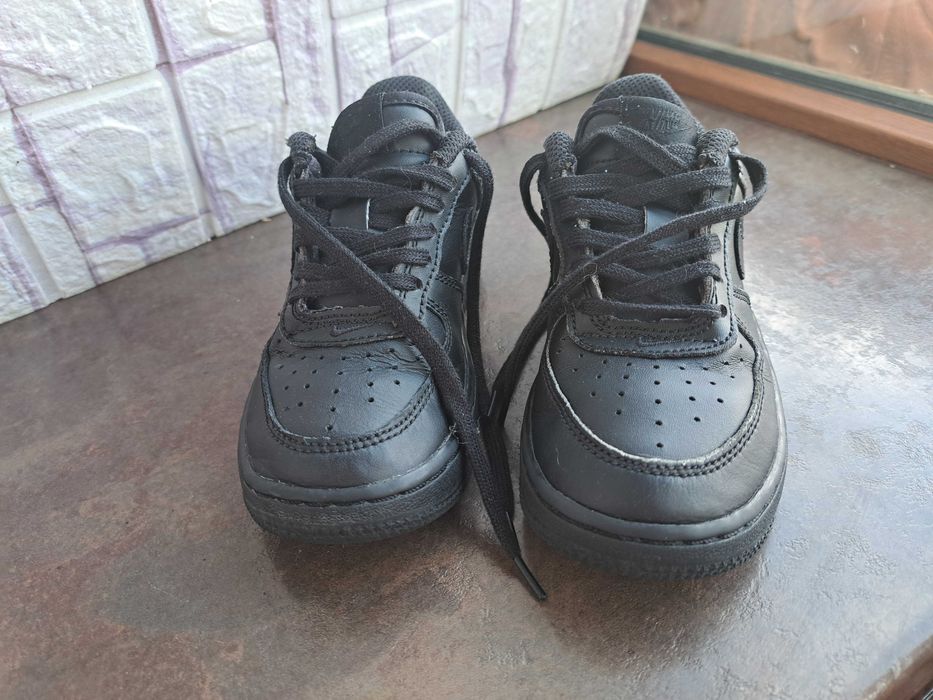 маратонки за момче,момиче кецове,спортни обувки Nike,найк,номер 27,5