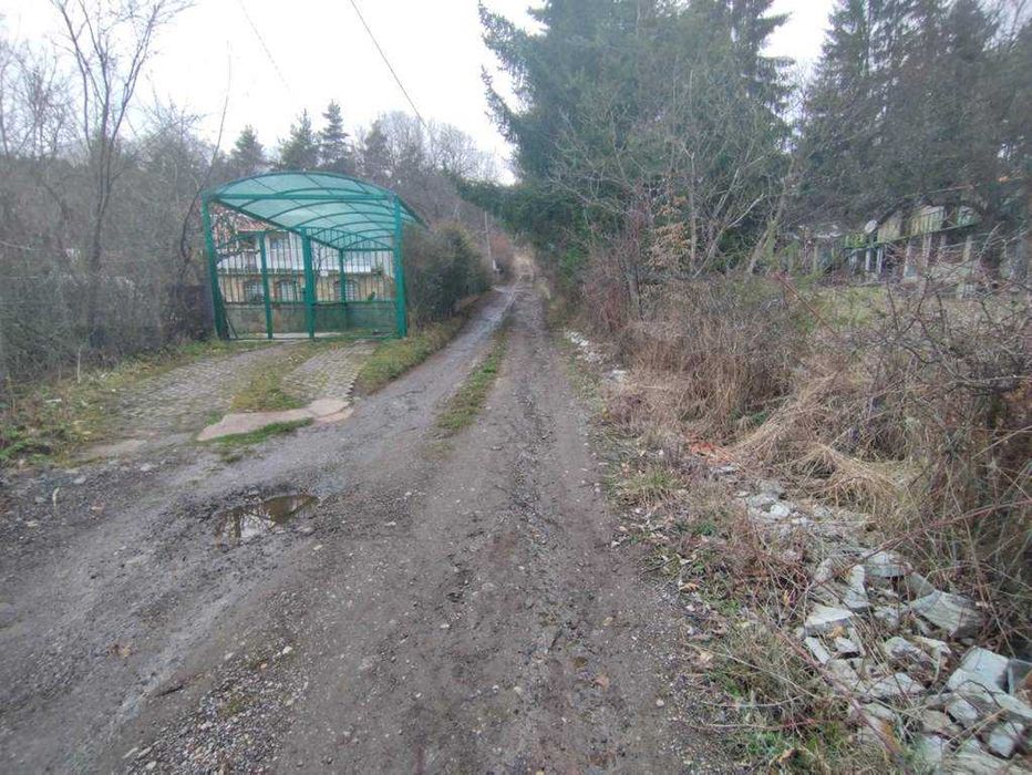 продавам парцел в.з. Ренов дол, до яз.Искър