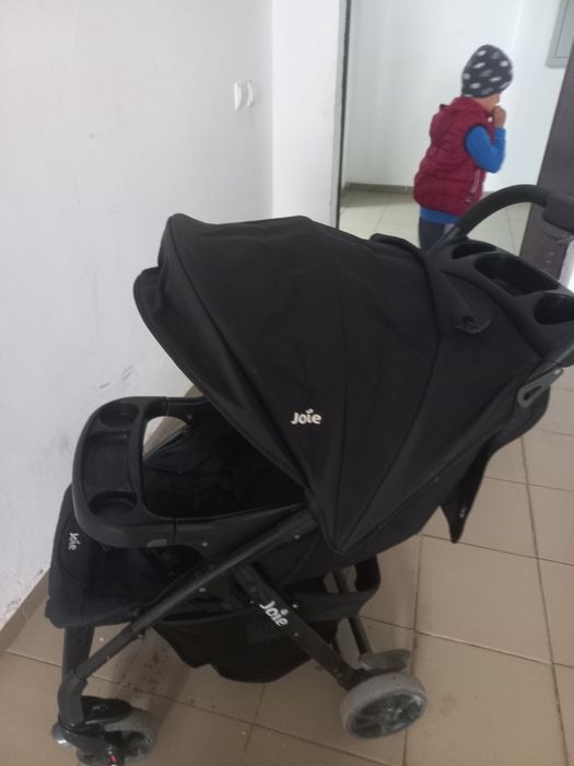 Продам коляску 8000