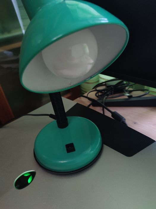 Lampa de birou veioza clasica