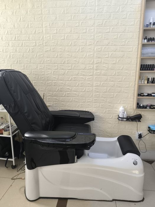 Продам педикюрное кресло