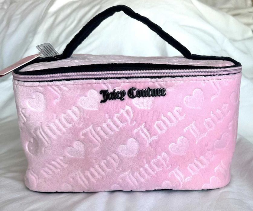 Оригинал JUICY COUTURE Розова Велурена Козметична Чанта/Несесер Голяма НОВИ с Етикет Избери!