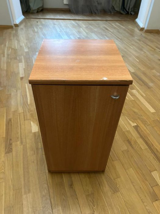 Журнальный столик