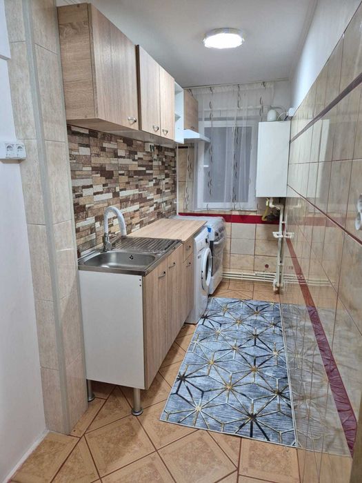 Închiriez apartament 2 camere