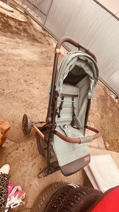 Продам коляску в оличном состоянии