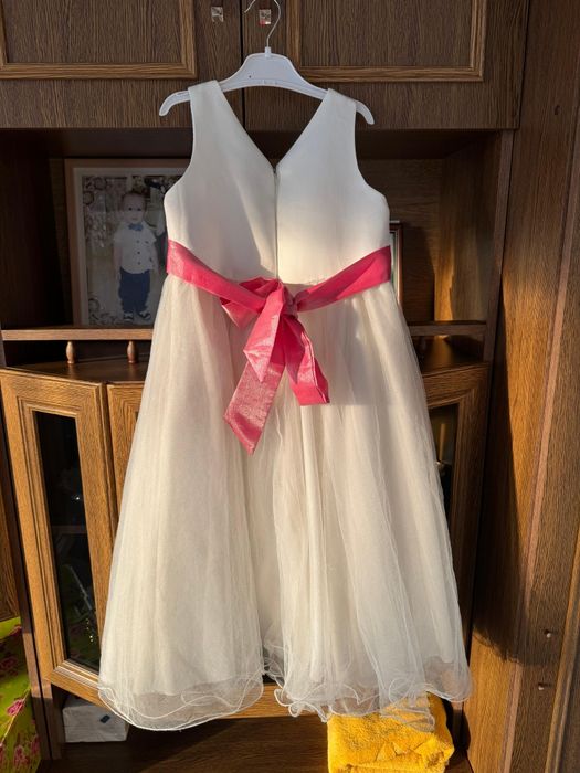 Продам два платья 5