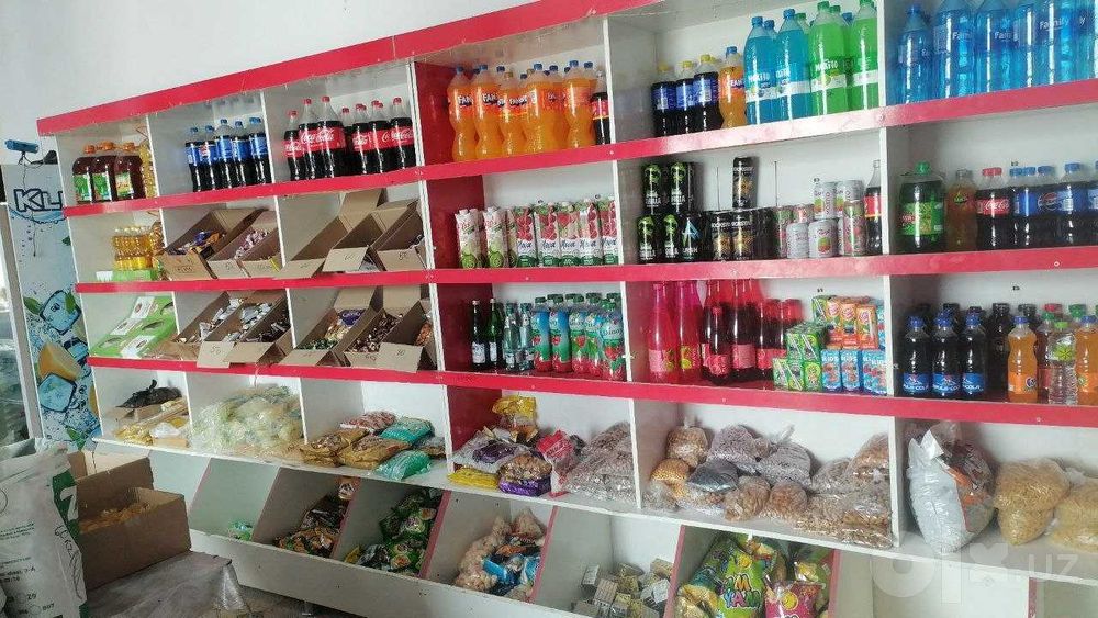 Magazin uchun mebel oziq ovqat