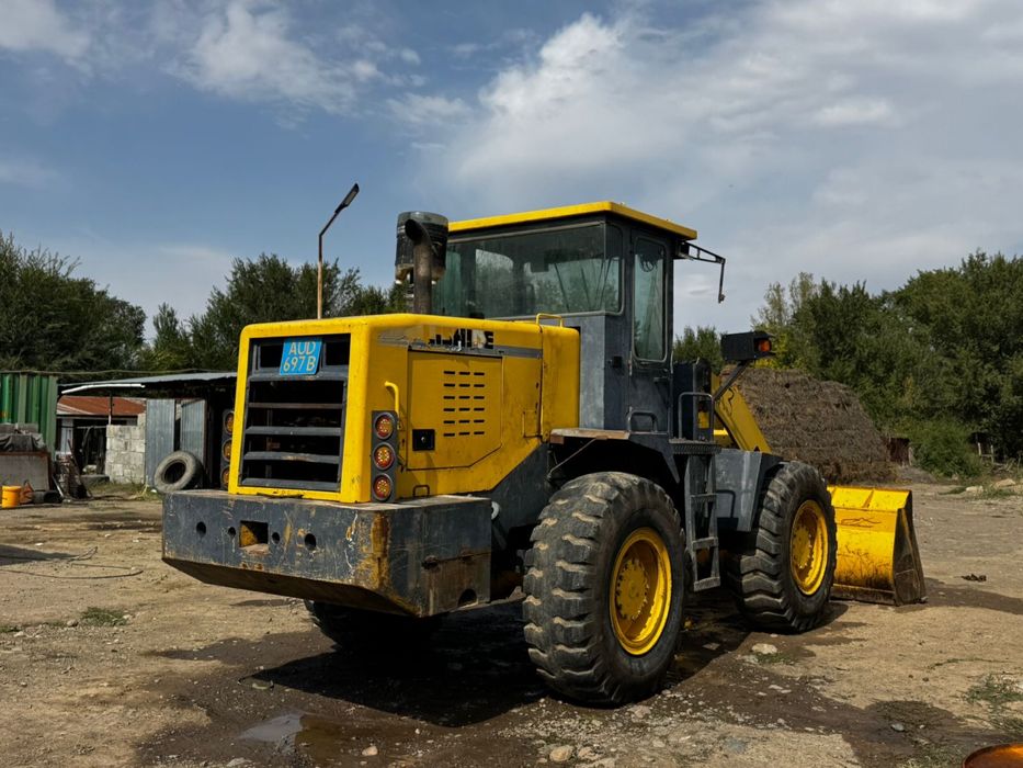 продам или обменяю погрузчик 1.8 куба