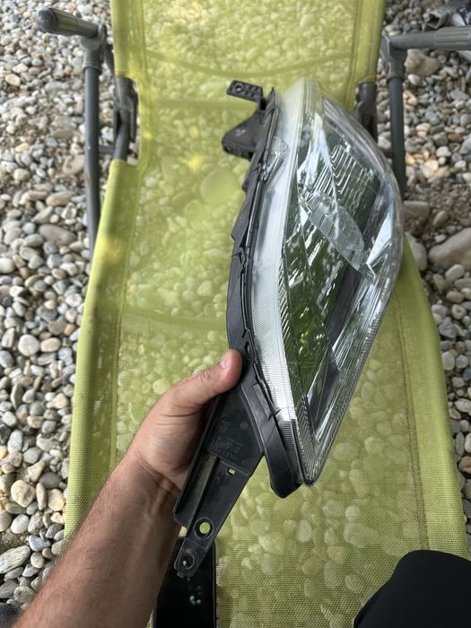 Far dreapta suzuki swift.