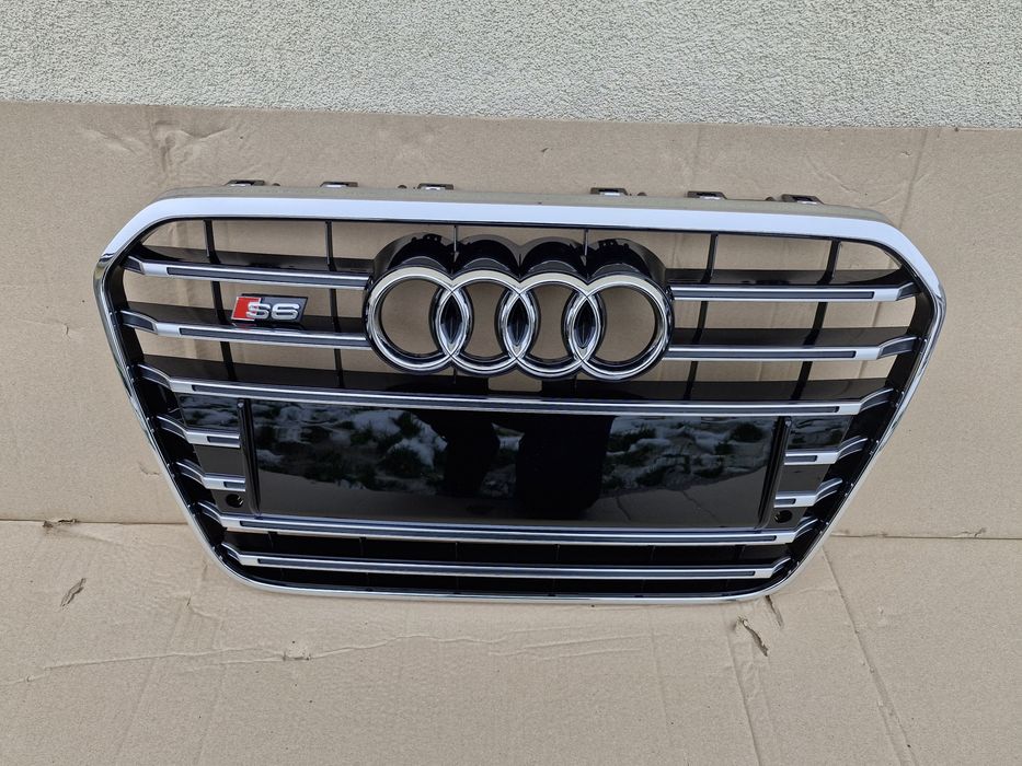 Grila centrala Audi A6 C7 S6 NOUA 2011-2014
