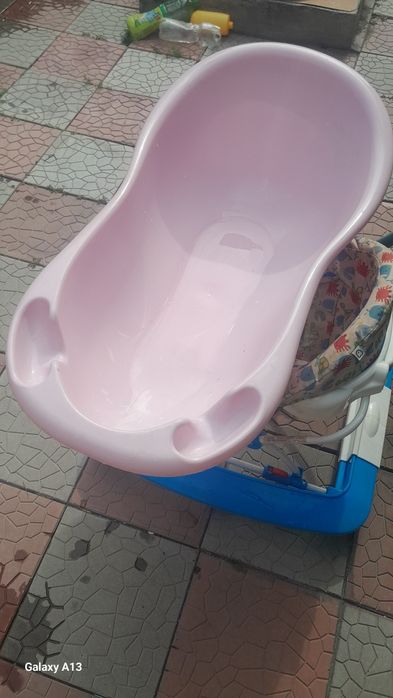 Отдам бесплатно детские вещи