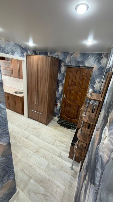 Сдам 2 комнатную квартиру район 17 школа