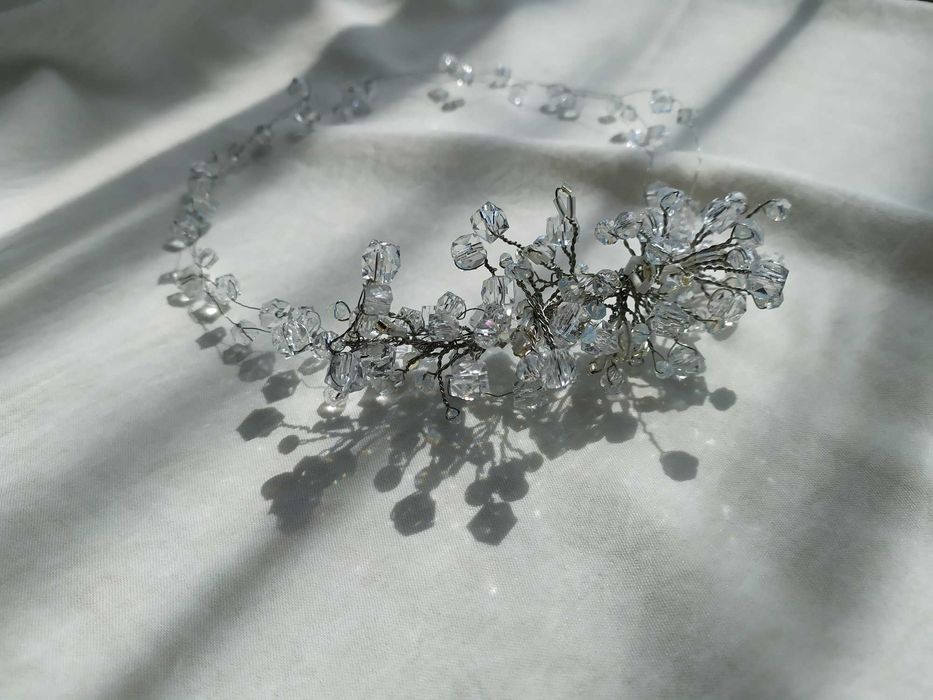 Бижу за коса, сватбена диадема