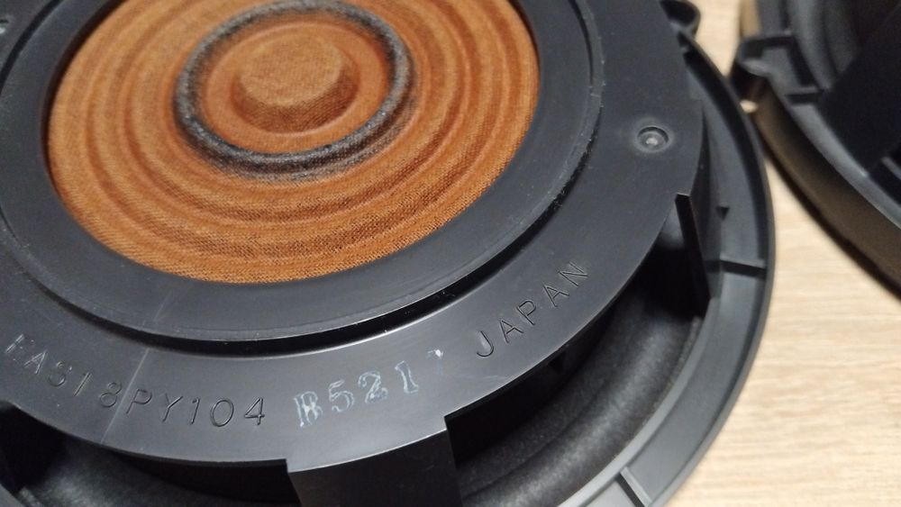 Membrane pasive bass radiator Technics