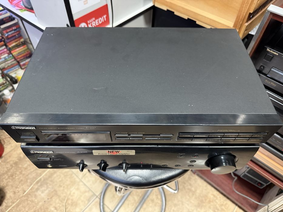 Pioneer F-227 Tuner