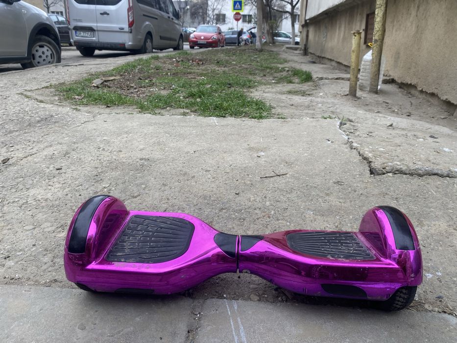 Vând  hoverboard de fete