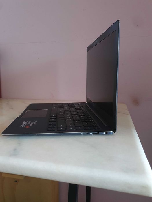 Laptop Unowhy Y13 – Ideal pentru Școală, Office și Navigare Net (Stare Excelentă)