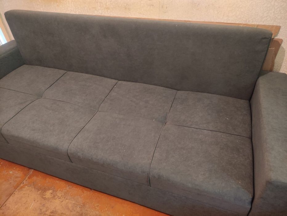 Диван бу в хорошем состоянии