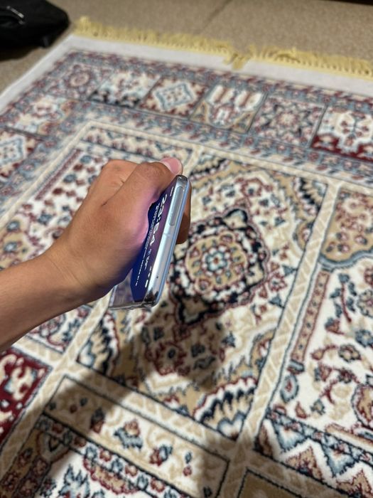 Google pixel 8 pro иедал