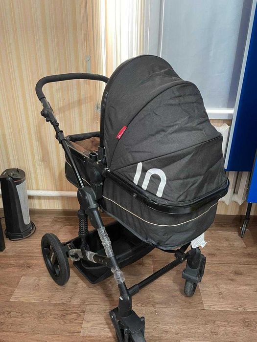 Коляска детская продается Срочно